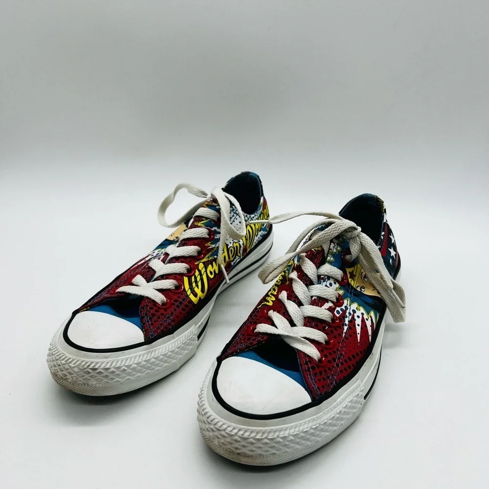 Converse Wonder Woman Red and Blue Sneakers Classic Canvas Style Size 4.5